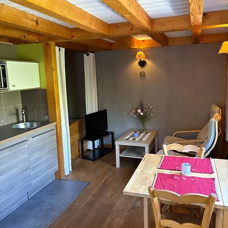 Apartamento Omazot Au Calme Dans Verdure Aix-les-Bains